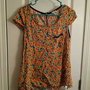 Splendid Yellow Floral Cap-Sleeve Blouse with Teal and Pink Accents